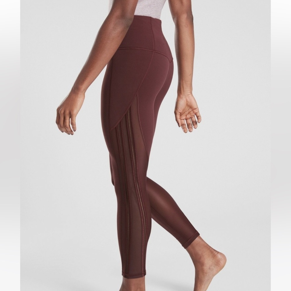 Athleta Shakti Mesh 7/8 Tight, Spiced Cabernet SIZE small #599728 O0601